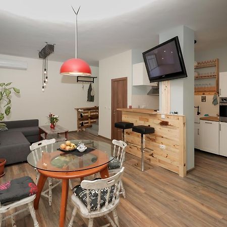 Sea Crib Apartment Варна Екстер'єр фото